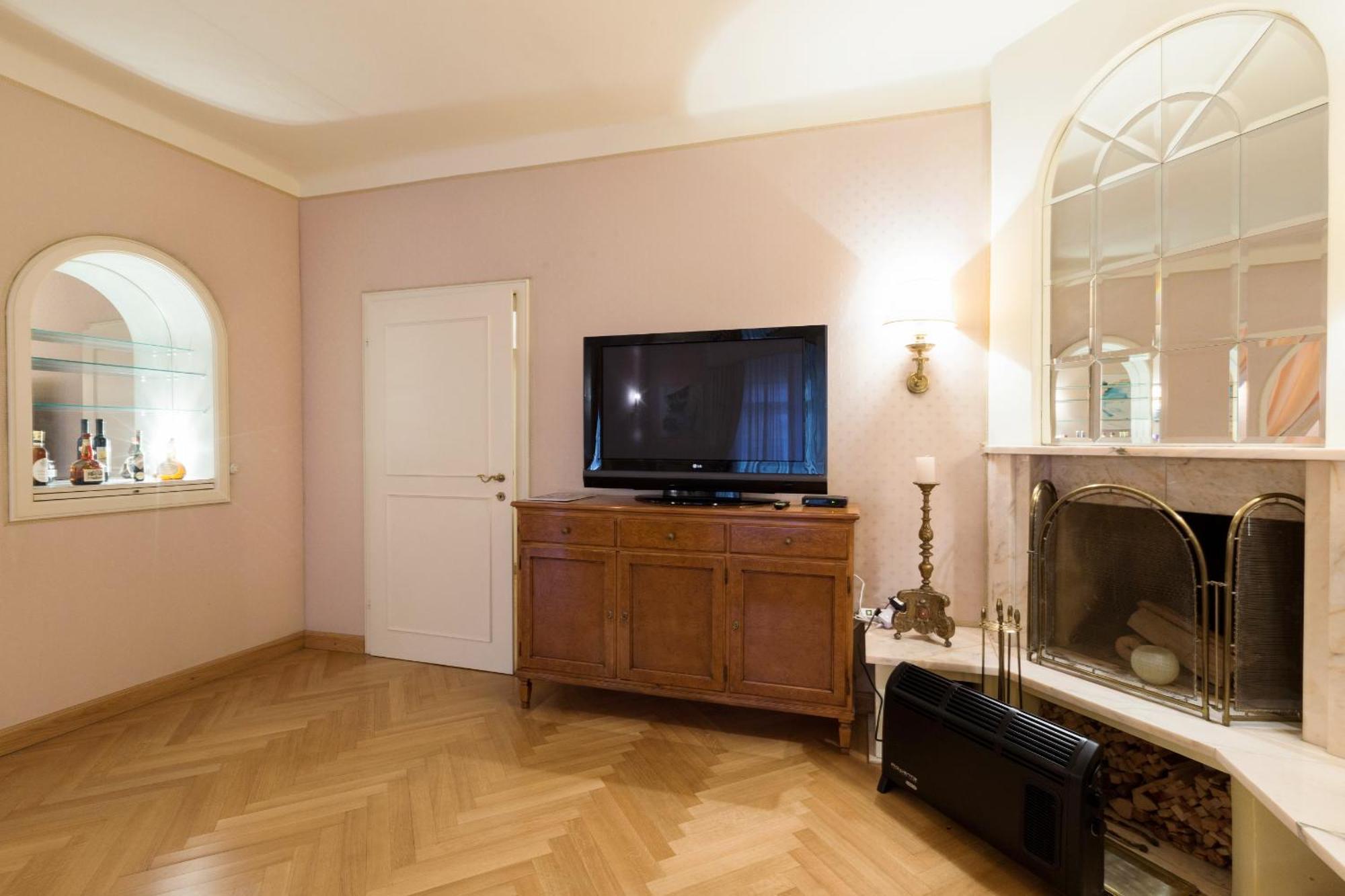 Apartment Sonnenfelsgasse Wina Bagian luar foto